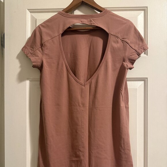 Lululemon Day Tripper Dress Pink Size 4 - Picture 1 of 2